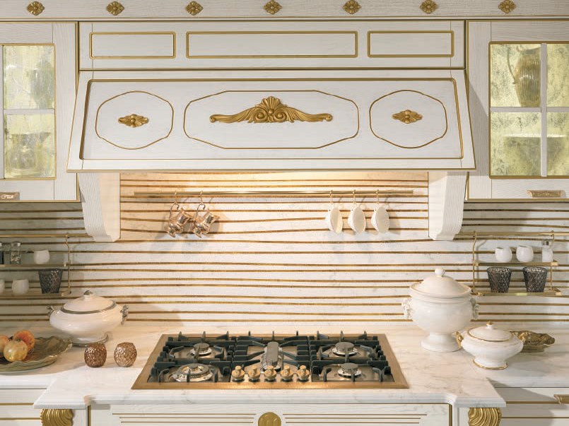 Frassino decapato, dettaglio della cucina Imperial