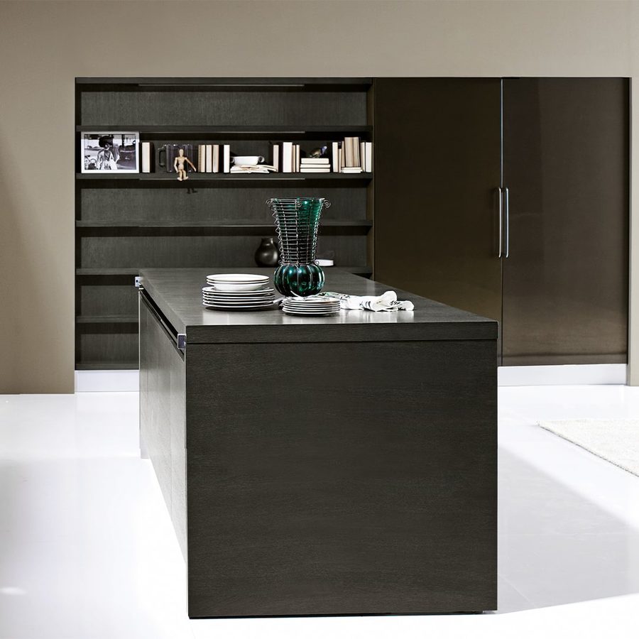 Monoblocco autoportante, dettaglio della cucina Met